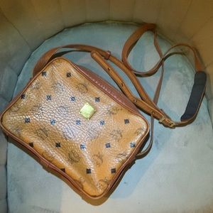 MCM cross body bag(Vintage)